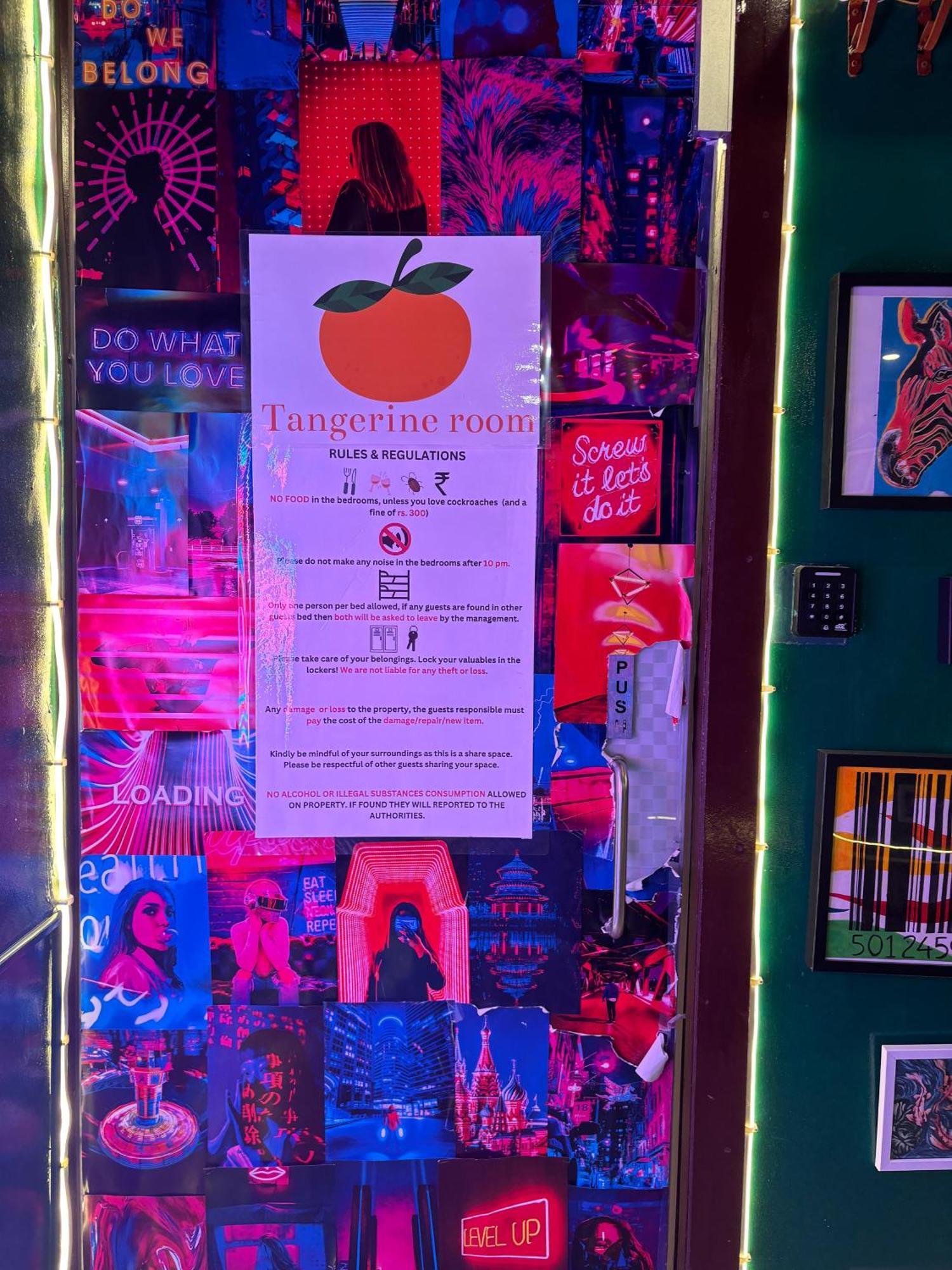 Forrest Hostels Mumbai Ngoại thất bức ảnh